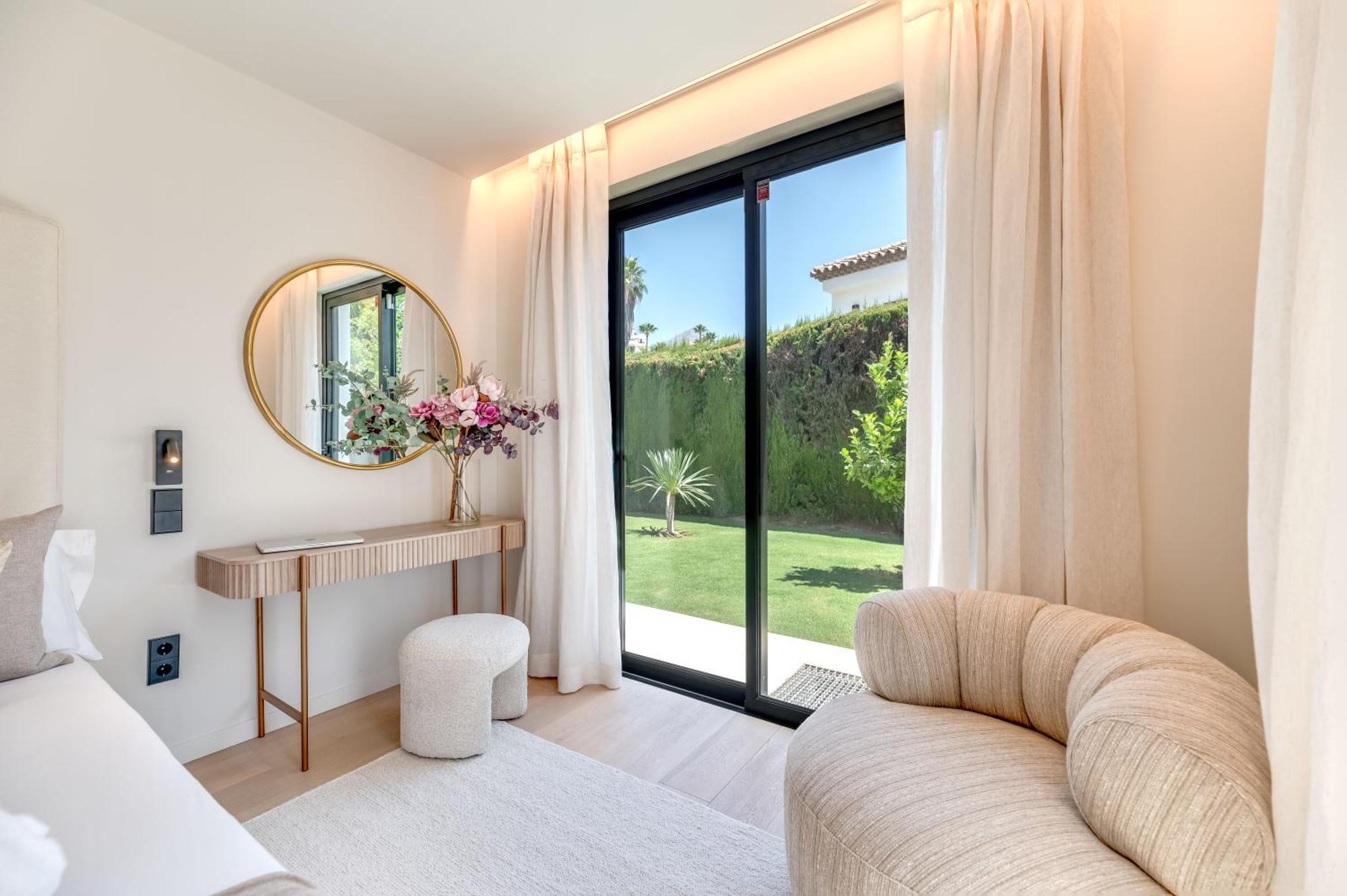 Vacation I Miraluna, Private Gated Community, Walkable To Golf Courses, Private Pool, Refurbished In 2024 Villa *